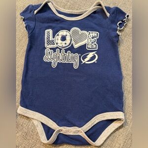 NHL Navy Blue Tampa Bay Lightning Bodysuit with Grey Trim Size 3/6m 100% cotton